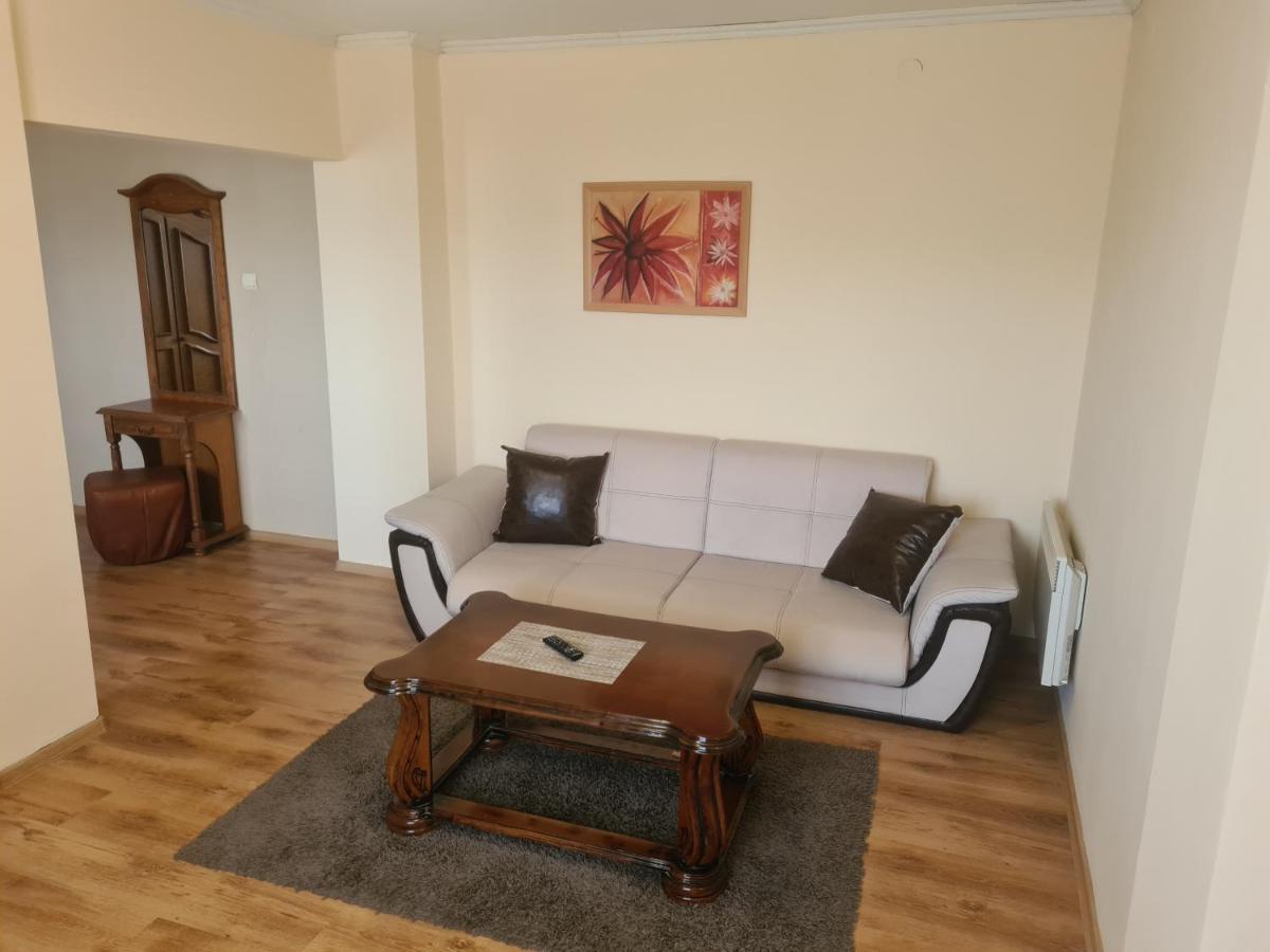 Complex Brashlyan Ξενοδοχείο Τριάβνα Εξωτερικό φωτογραφία